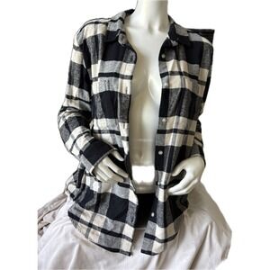 Thread & Supply Womens XL‎ Relaxed Fit Black Beige Plaid Flannel Shirt / Shacket